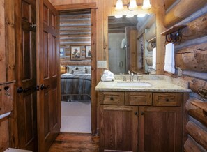 Townhome, 2 Bedrooms | Bathroom