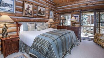 Townhome, 2 Bedrooms | 2 bedrooms, iron/ironing board, free WiFi, bed sheets