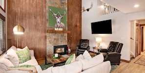 Condo, 3 Bedrooms | Living area | Smart TV