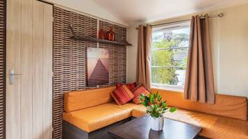 Kamar | Brankas dan didekorasi berbeda-beda