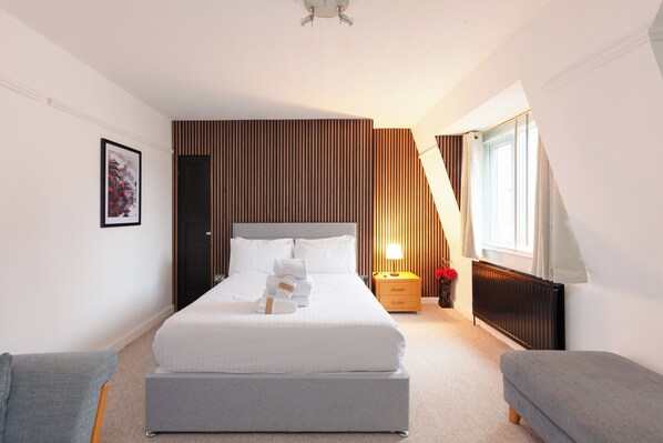 Suite | Premium bedding, memory foam beds, in-room safe, individually decorated - Argyle Apart Hotel (London)