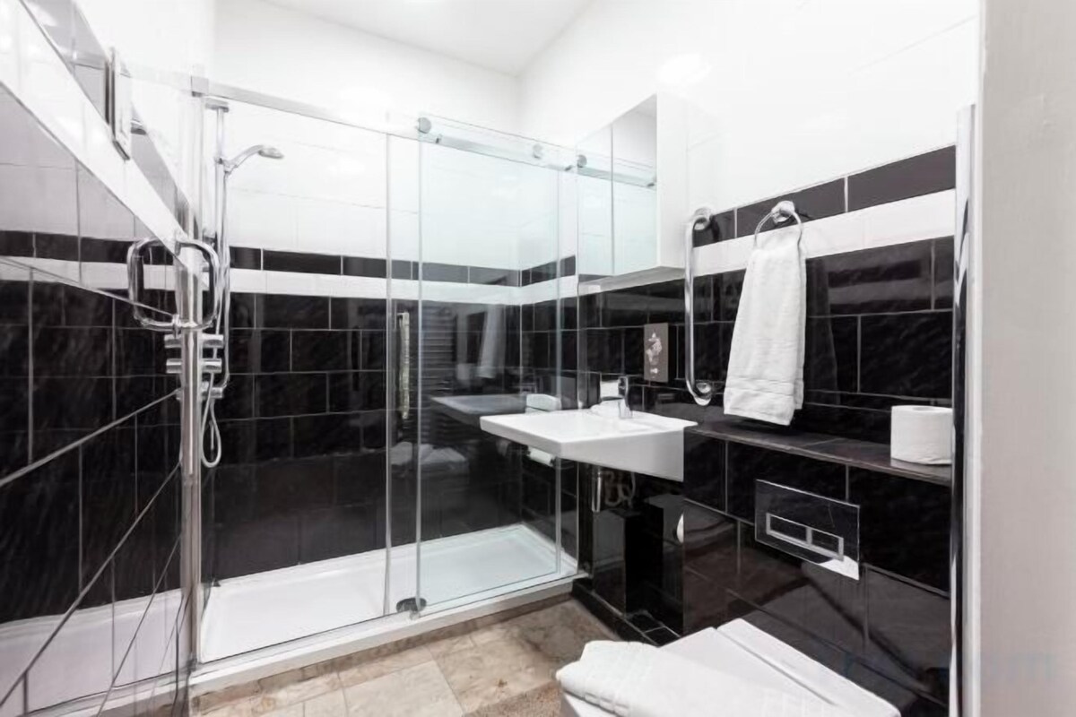 Executive Apartment