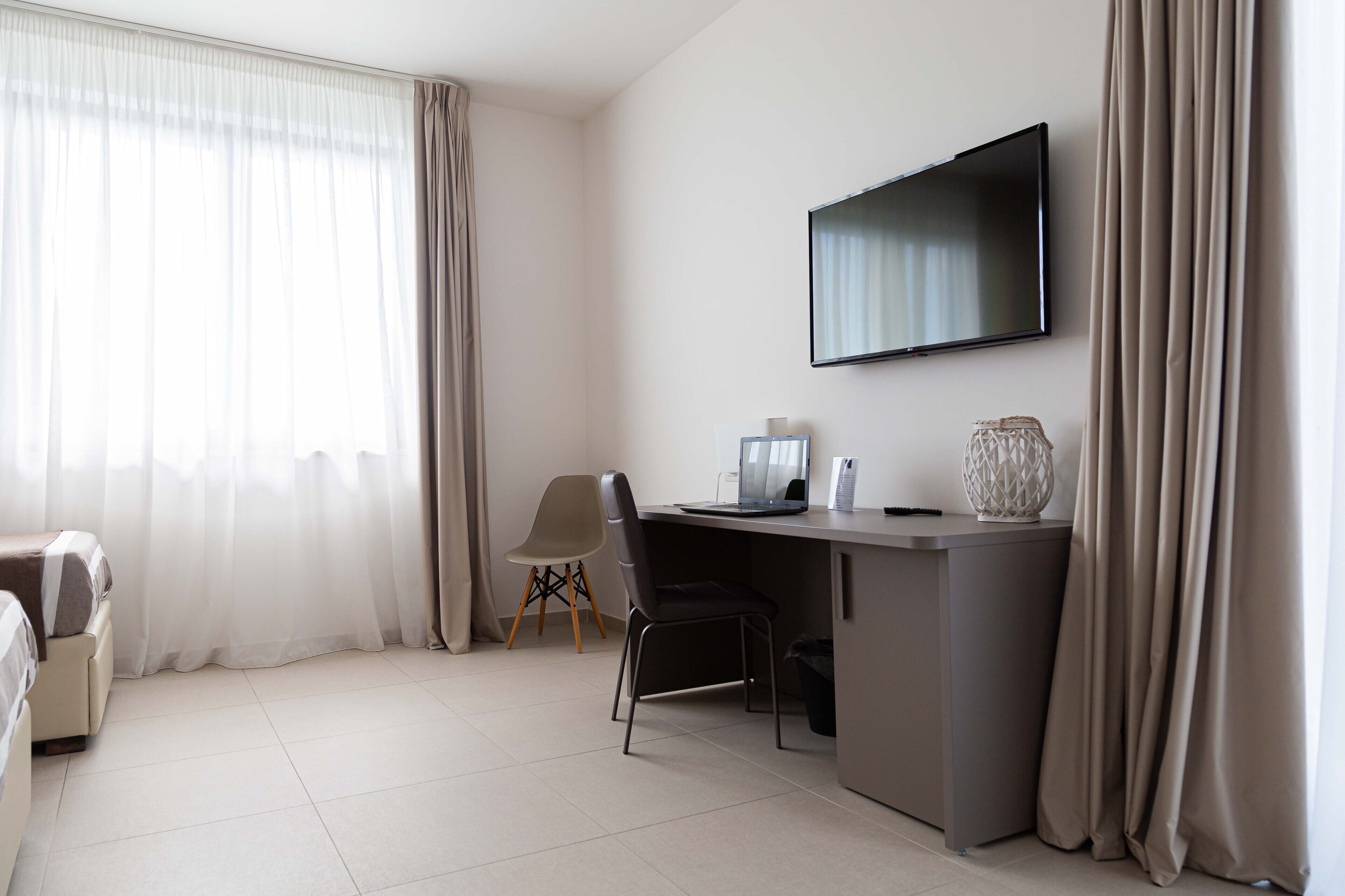 Business Quadruple Room