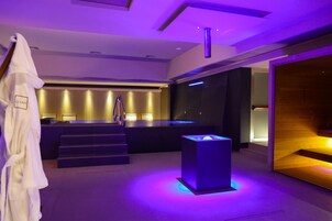 桑拿、热水浴缸、湿蒸房、土耳其浴、身体护理、水疗法