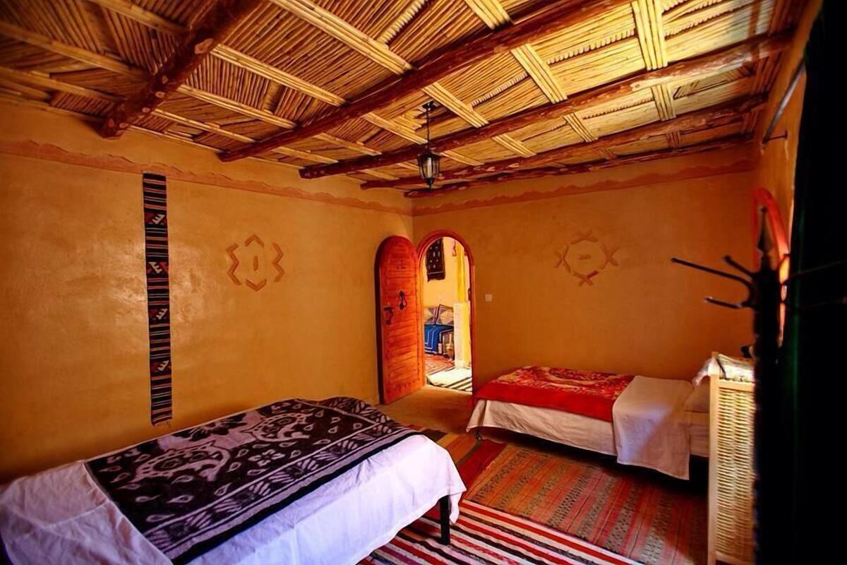 Twin Room, Shared Bathroom | Free WiFi, bed sheets