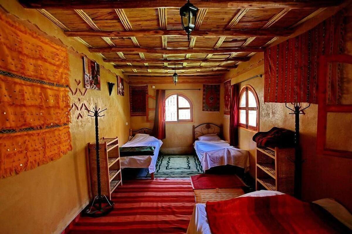 Dreibettzimmer | Kostenloses WLAN, Bettwäsche