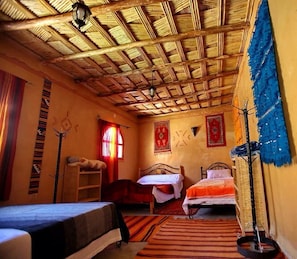 Free WiFi, bed sheets - Dar Tiwira - Hostel (Toudgha El Oulia)