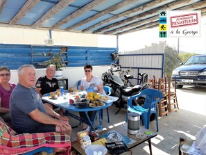 Outdoor dining - Tzionis Petroktisto Holiday Stonehouse (Lympia)