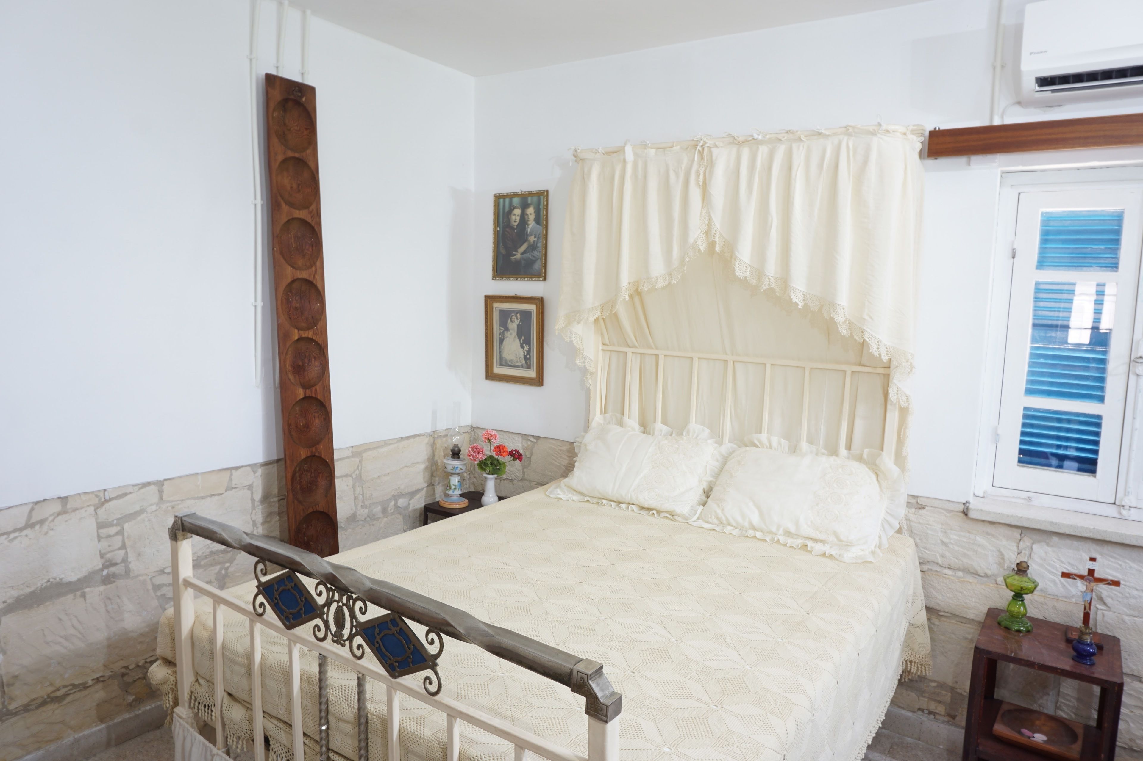 Tzionis Petroktisto Holiday Stonehouse