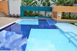 Outdoor pool - Locar Caldas Premier Residence (Caldas Novas)