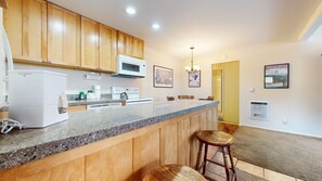 Condo, 1 Bedroom | Private kitchen | Full-sized fridge, microwave, oven, stovetop - San Sierra 10 Updated Condo, with Complex Jacuzzi, Short Walk to The Village by RedAwning (Mammoth Lakes)