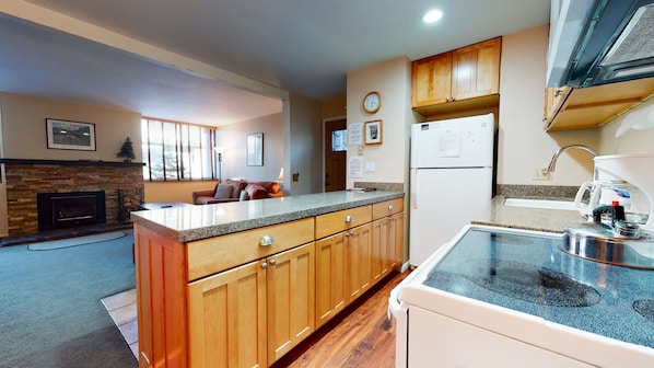 Condo, 1 Bedroom | Private kitchen | Full-sized fridge, microwave, oven, stovetop