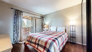 Appartement, 3 slaapkamers | 4 slaapkamers, een strijkplank/strijkijzer, gratis wifi