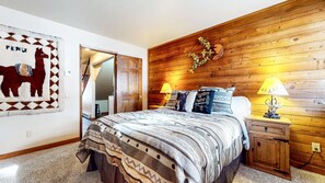 Condo, 2 Bedrooms | 3 bedrooms, iron/ironing board, free WiFi