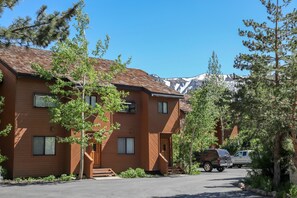 Condo, 2 Bedrooms | Exterior