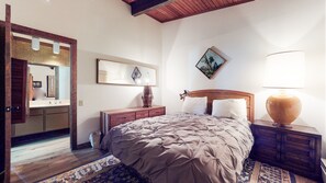 Condo, 4 Bedrooms | 4 bedrooms, free WiFi - Mammoth West 124 Spacious Condo great for large group, Walk to Canyon by RedAwning (Mammoth Lakes)