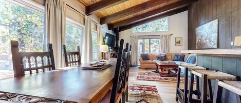 Condo, 4 Bedrooms | Dining