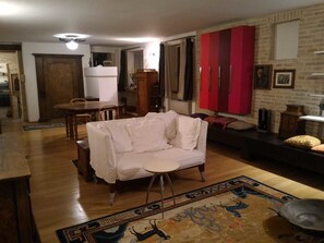 Apartment, 2 Schlafzimmer, Stadtblick | Wohnzimmer