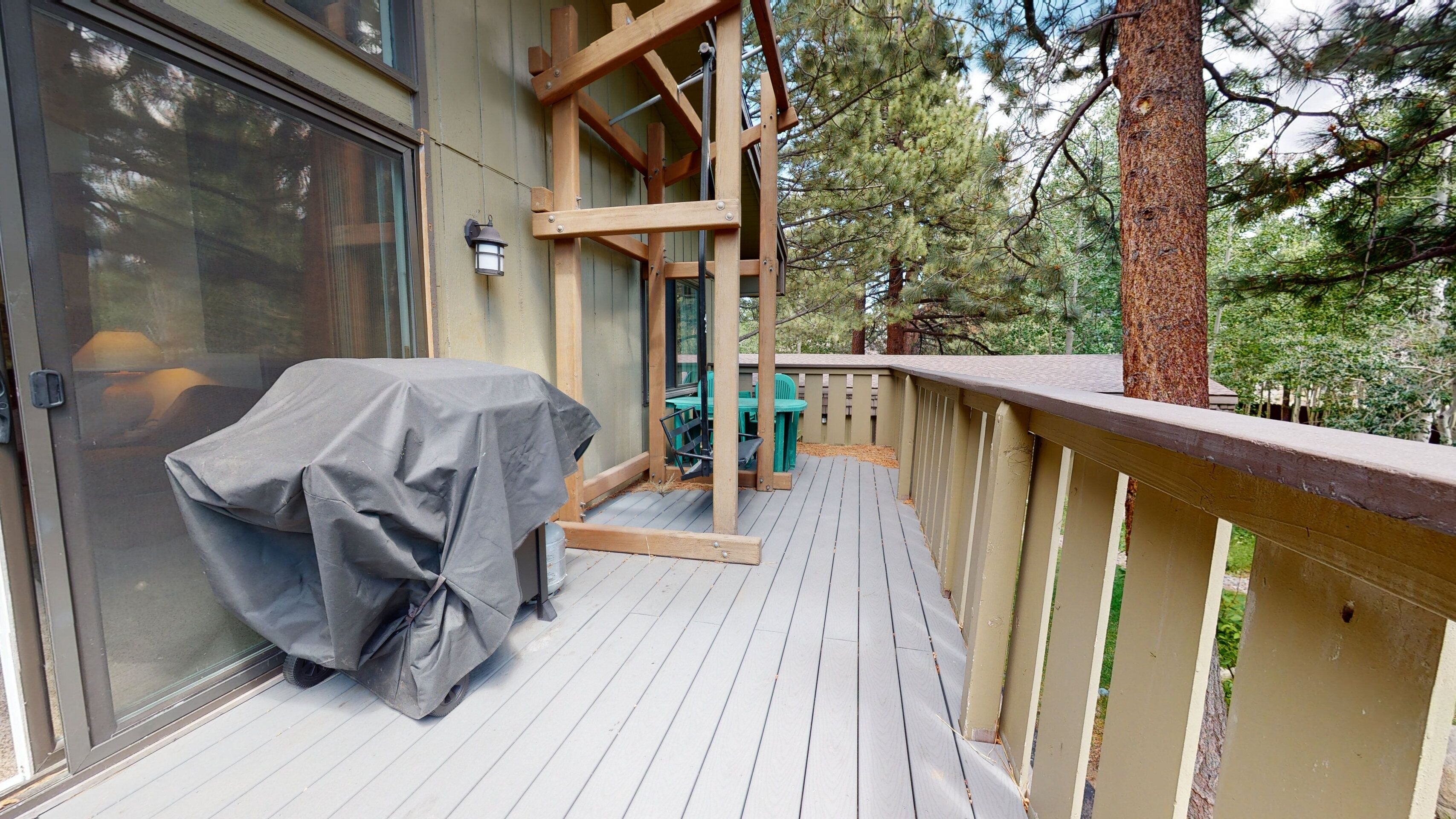 Condo, 4 Bedrooms | Property grounds