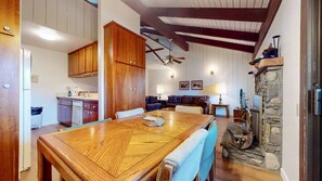 公寓式客房, 1 间卧室 | 用餐