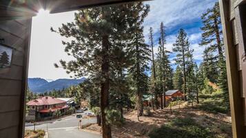 Condo, 3 Bedrooms | View from property