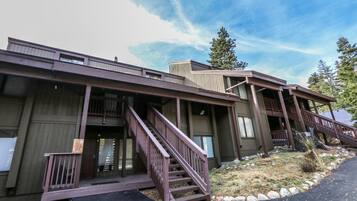 Condo, 3 Bedrooms | Exterior
