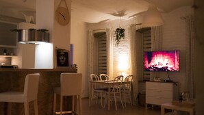 Living area - DobroBeat Apartment (Bratislava)
