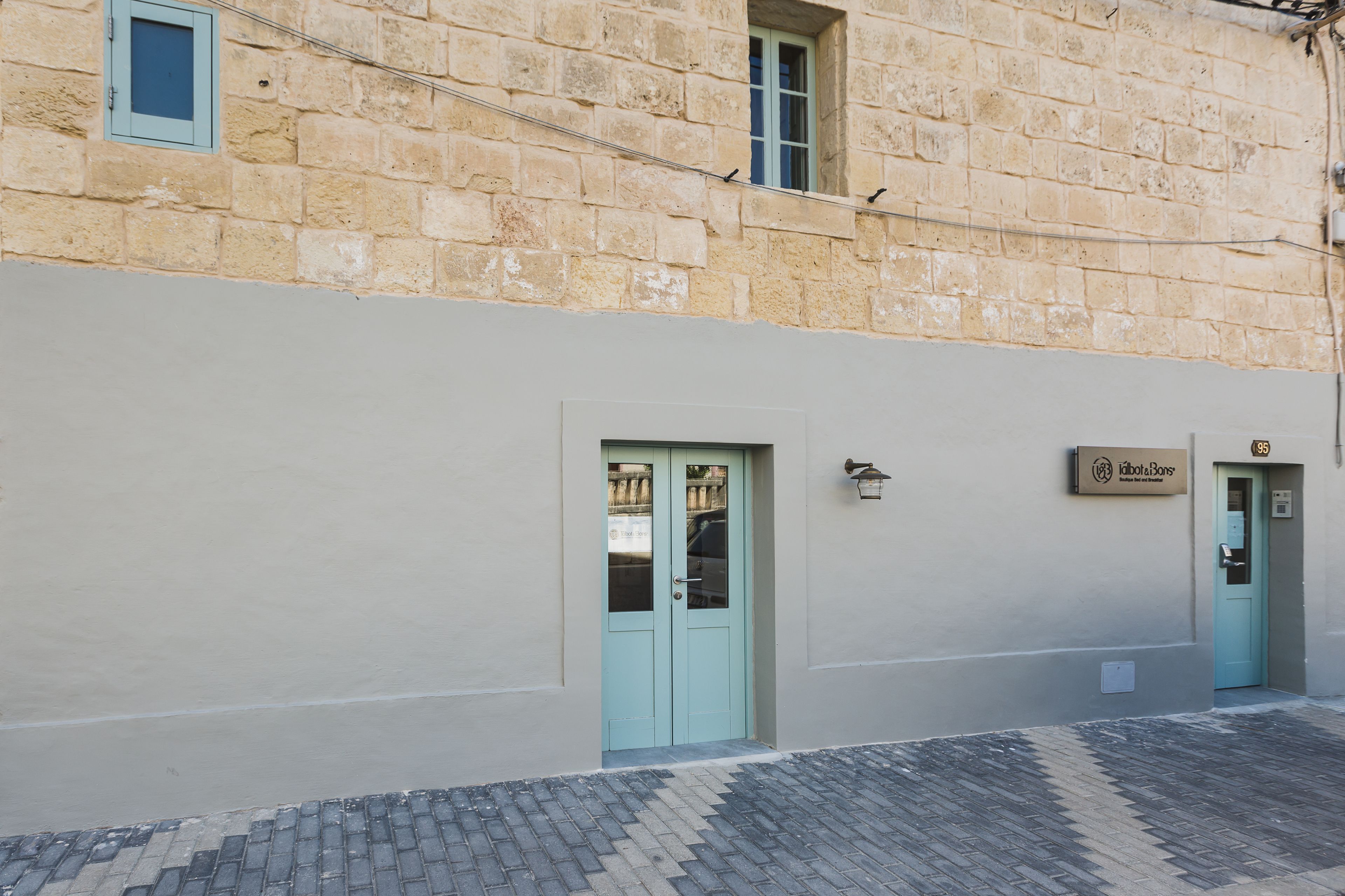 ทางเข้าที่พัก