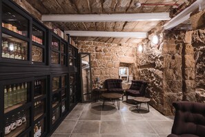 Flat-screen TV - Talbot and Bons Boutique Bed & Breakfast (Gudja)