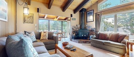 Appartamento, 3 camere da letto | Area soggiorno | Smart TV, caminetto, lettore DVD