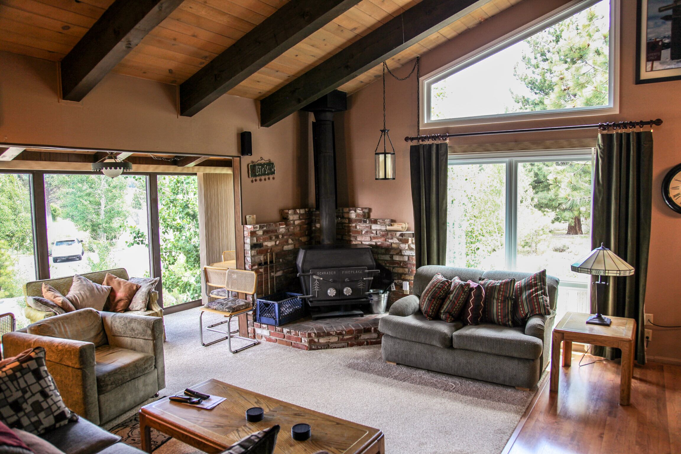 Condo, 3 Bedrooms | Living area