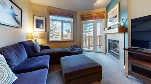 Condo, 1 Bedroom | Living room | Smart TV, fireplace, DVD player, streaming services - Sunstone 127 Modern Condo At Sunstone Lodge with Great Complex Amenities near Ski-In Ski-Out by RedAwning (Mammoth Lakes)
