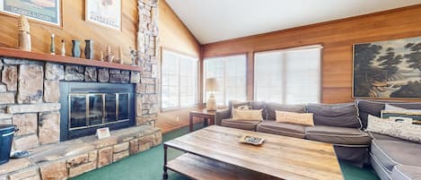 Condo, 3 Bedrooms | Living area | Smart TV, fireplace, video-game console, DVD player