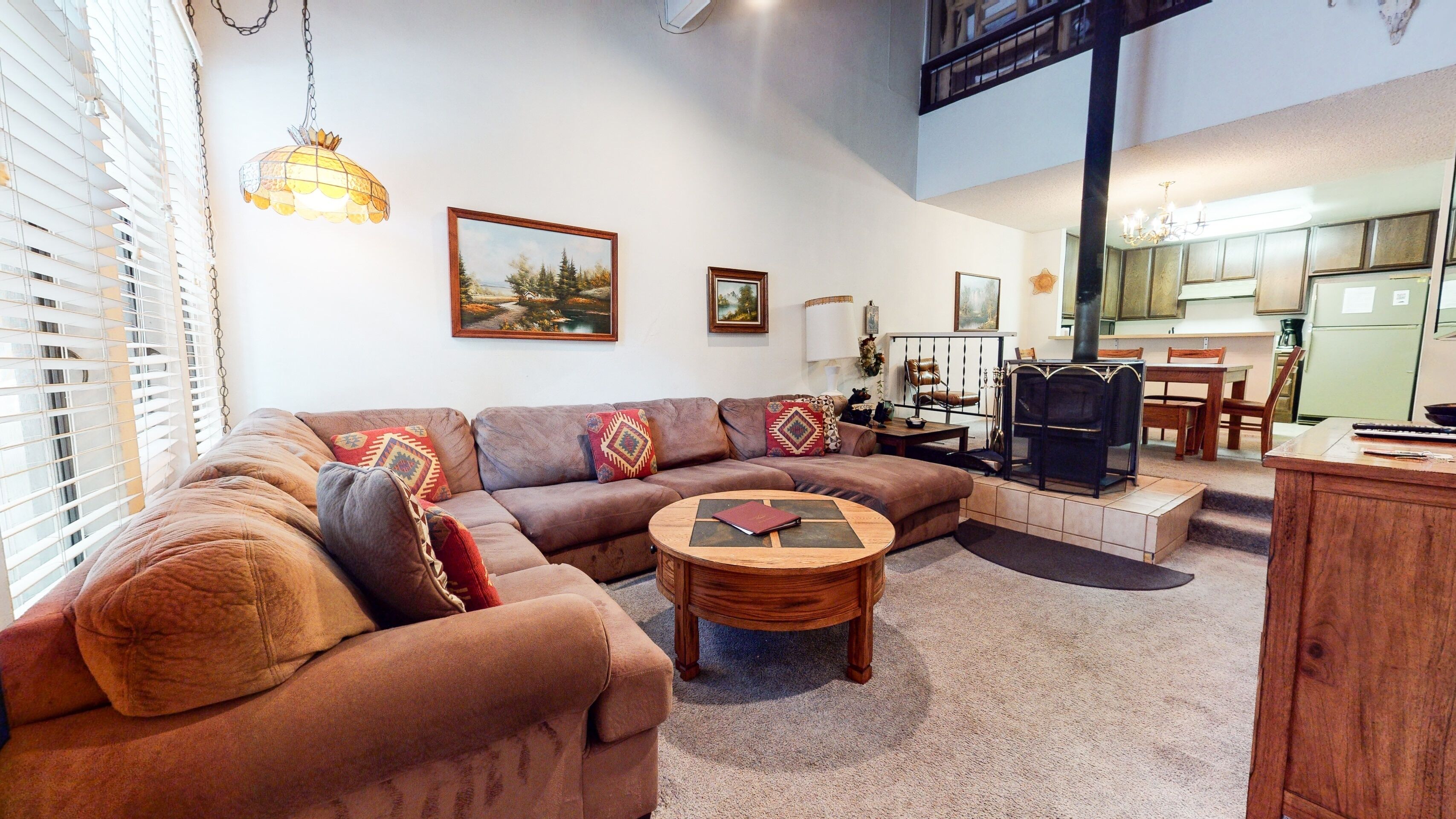 公寓客房, 2 間臥室 | 起居區 | 智慧型電視