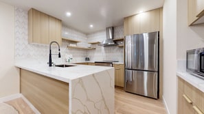Condo, 2 Bedrooms | Private kitchen | Full-size fridge, microwave, oven, stovetop