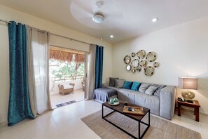 Apartment, 1 Bedroom | Living area
