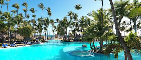 4 outdoor pools, open 8:00 AM to 6:00 PM, pool umbrellas, sun loungers