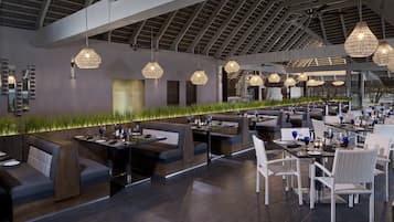 Desayuno bufé gratuito y diario