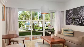 The Level Junior Suite Garden View