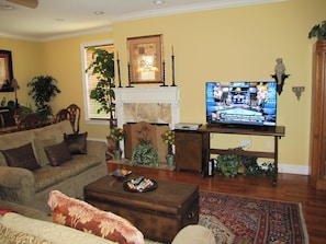 House, 4 Bedrooms, Private Pool (Green Goddess) | Living area | Flat-screen TV - Sovereign Isle by Crystal Waters (Destin)