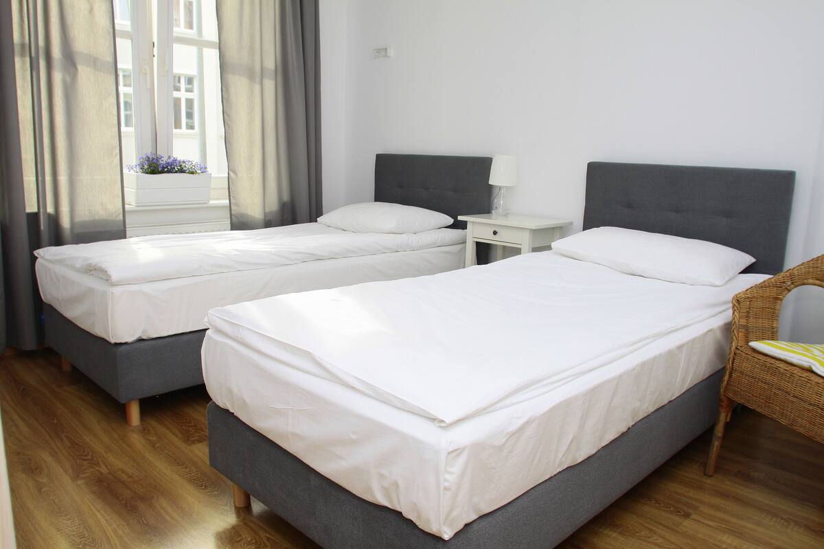 Premium bedding, iron/ironing board, free WiFi, bed sheets