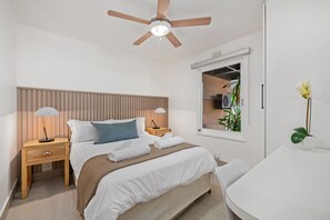 Three Bedroom Standard 2848  | 3 bedrooms, in-room safe, iron/ironing board, cots/infant beds - San Lameer Villa 2848 (Southbroom)