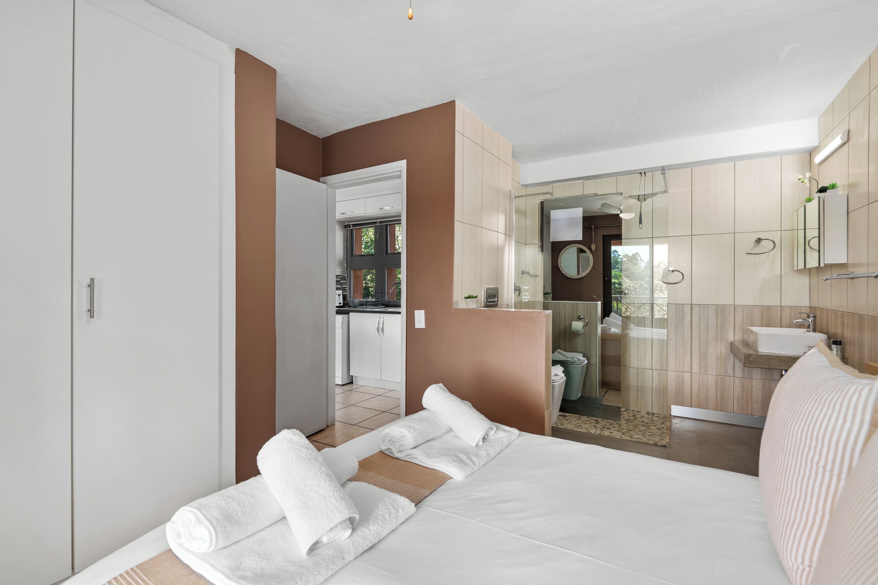 One Bedroom Standard 10412
