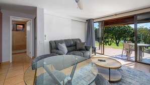One Bedroom Standard 10416 | Living area - San Lameer Villa Rentals One Bedroom Standard 10416 (Southbroom)