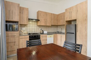 One Bedroom Superior 1909 | Private kitchen