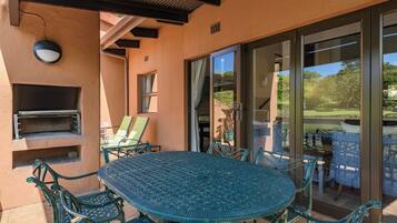 Villa Classique, 1 chambre | Terrasse/Patio