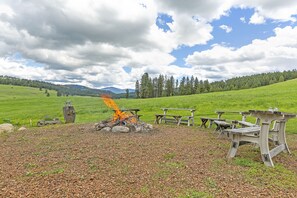 Property grounds - Eden Valley Guest Ranch (Oroville)
