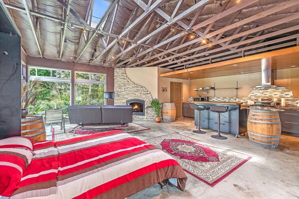 Comfort Studio, 1 Bedroom, Garden View, Garden Area | 1 bedroom, premium bedding, bed sheets - Brinnon Gardens (Brinnon)