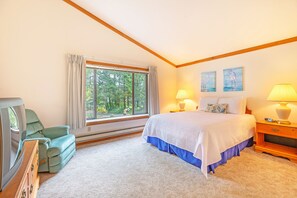 Free WiFi, bed sheets - Blue Heron Holidays (Union)