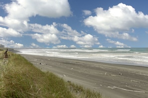 View from property - Sweet Caroline Inn (Ocean Shores)